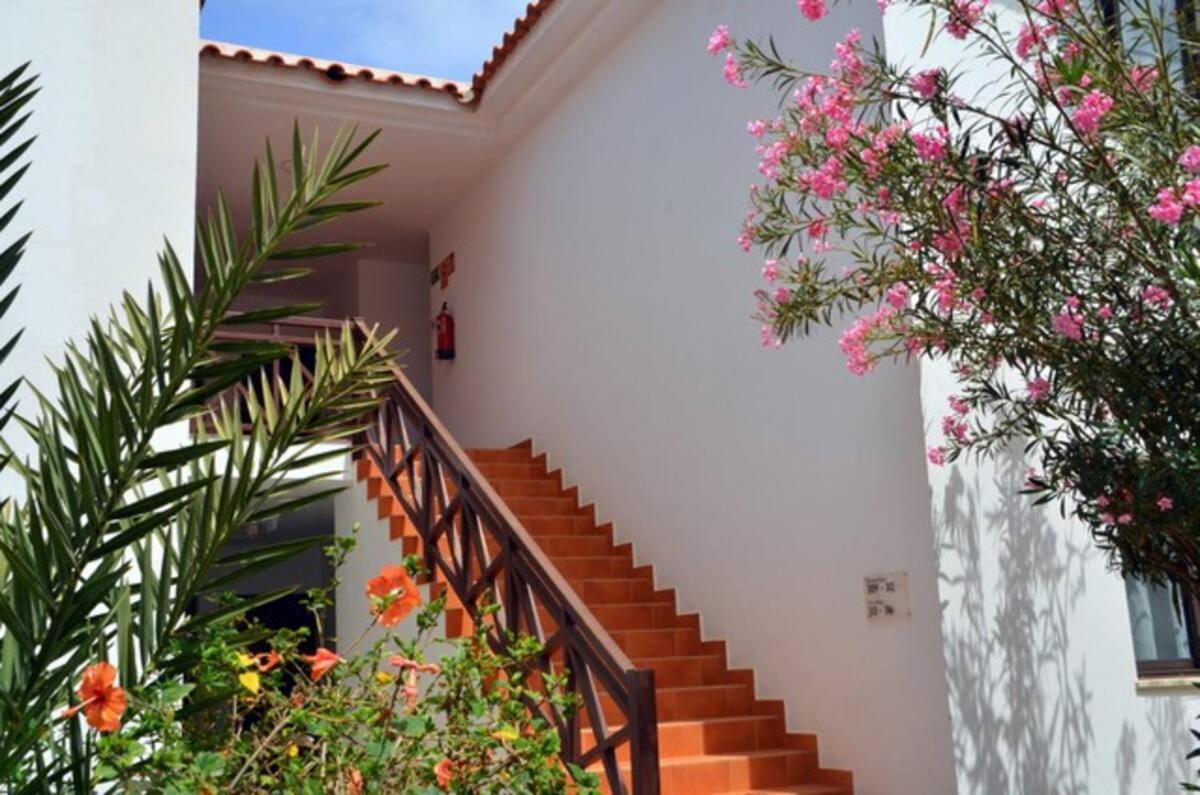 Tortuga Beach Village Private Apartments And Villas For Rent سانتا ماريا المظهر الخارجي الصورة