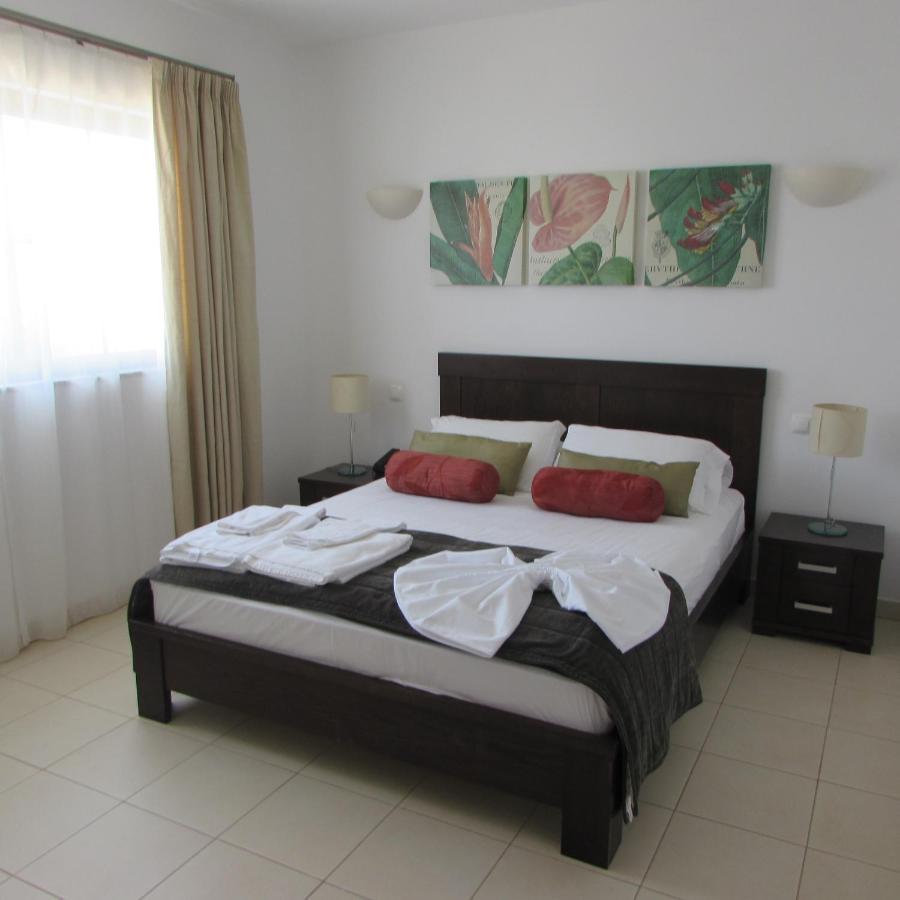 Tortuga Beach Village Private Apartments And Villas For Rent سانتا ماريا المظهر الخارجي الصورة