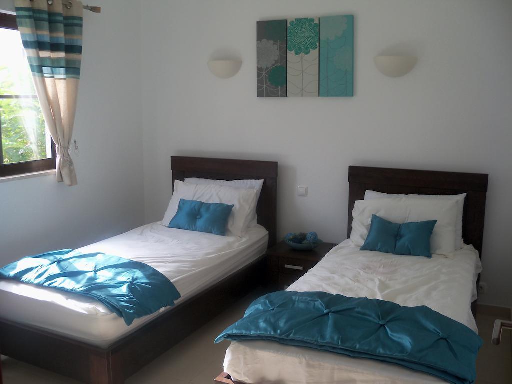 Tortuga Beach Village Private Apartments And Villas For Rent سانتا ماريا الغرفة الصورة