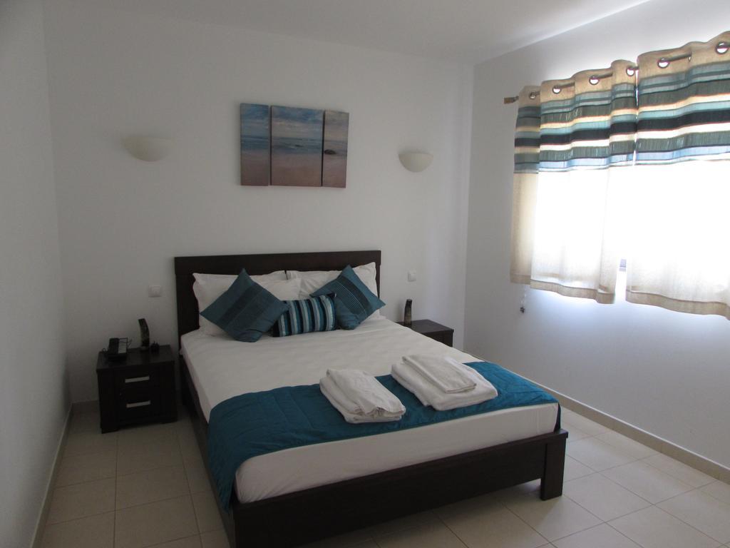 Tortuga Beach Village Private Apartments And Villas For Rent سانتا ماريا المظهر الخارجي الصورة